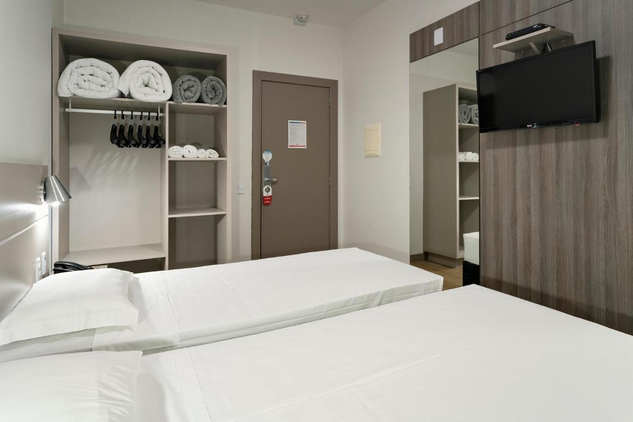 Hotel Valerim Itajai / Navegantes Ngoại thất bức ảnh