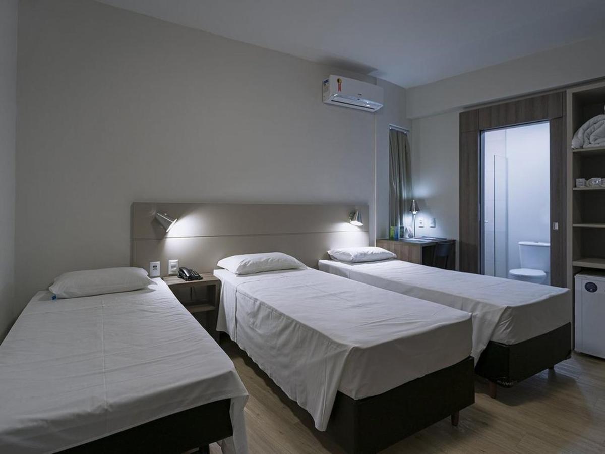 Hotel Valerim Itajai / Navegantes Ngoại thất bức ảnh