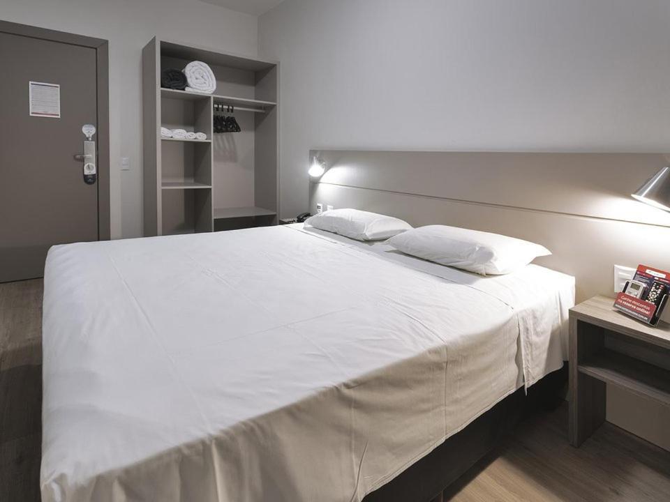 Hotel Valerim Itajai / Navegantes Ngoại thất bức ảnh