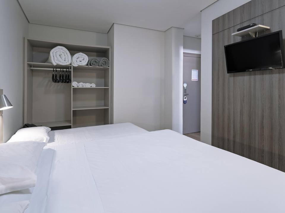 Hotel Valerim Itajai / Navegantes Ngoại thất bức ảnh