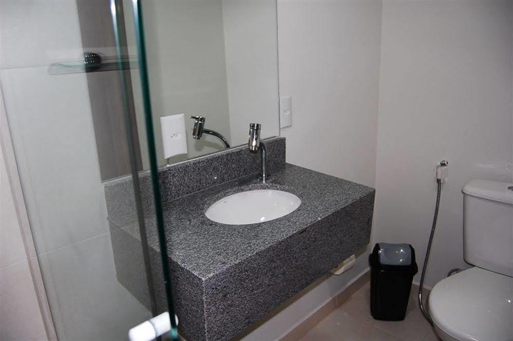 Hotel Valerim Itajai / Navegantes Ngoại thất bức ảnh