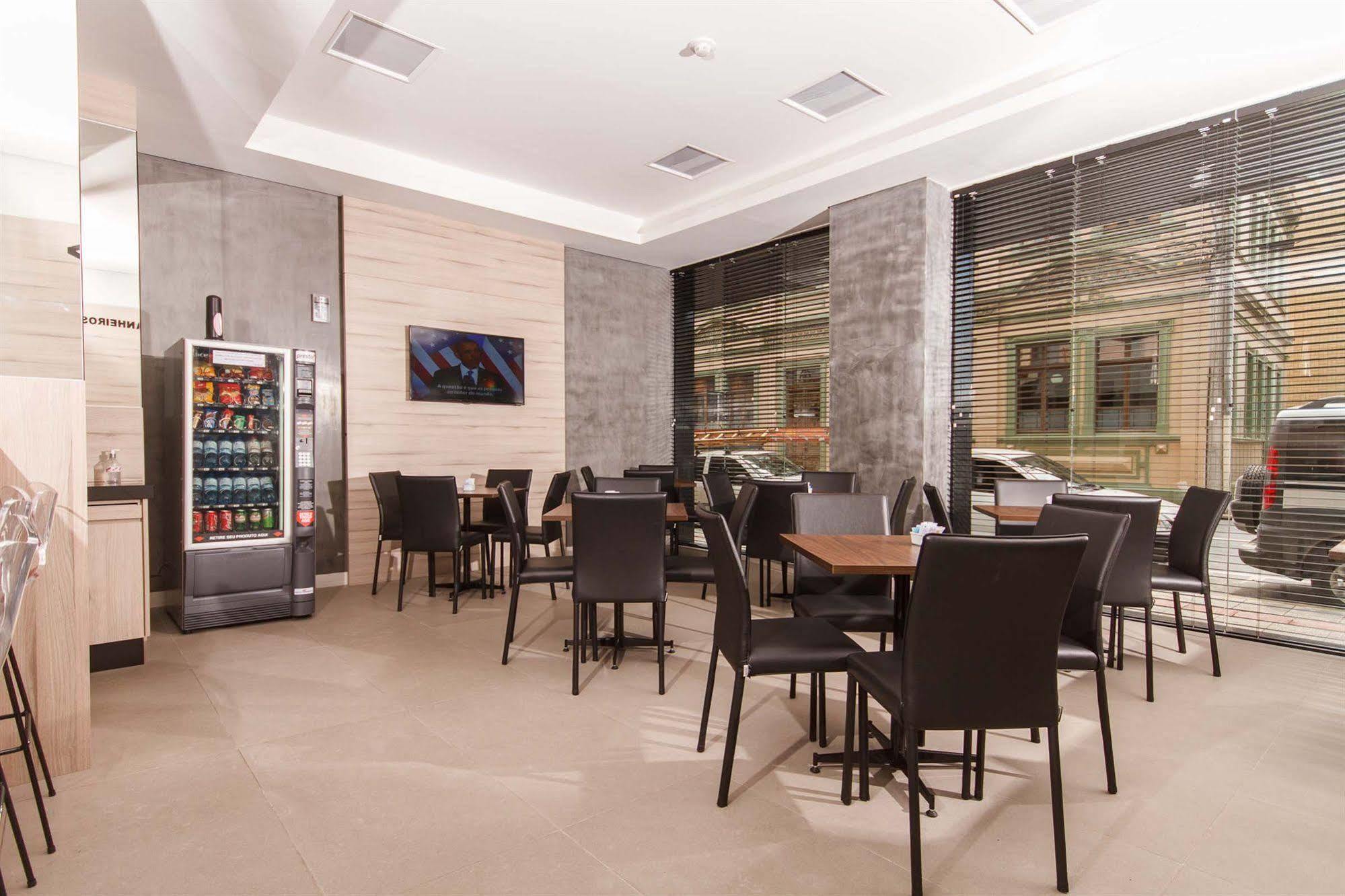 Hotel Valerim Itajai / Navegantes Ngoại thất bức ảnh