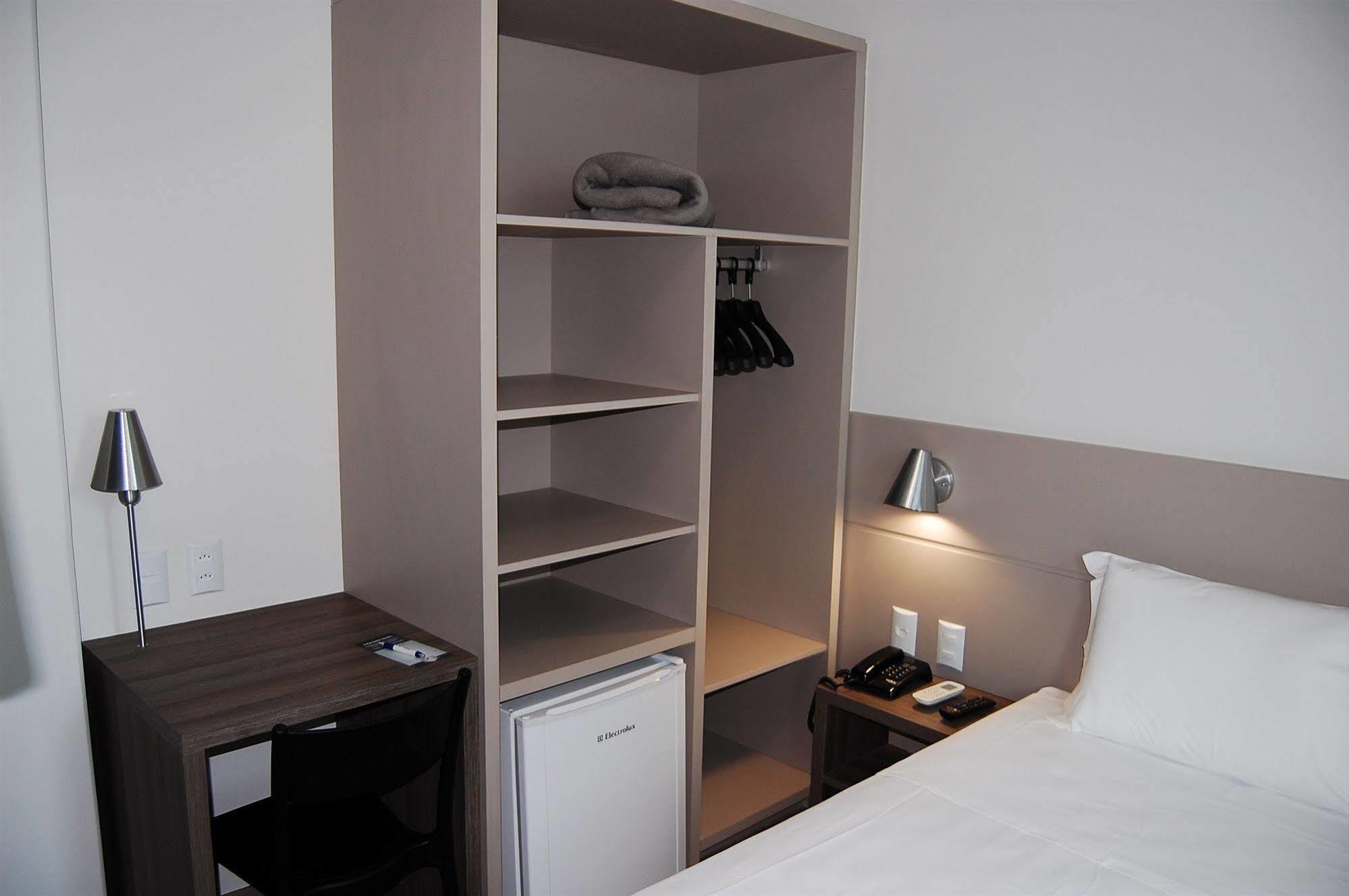 Hotel Valerim Itajai / Navegantes Ngoại thất bức ảnh